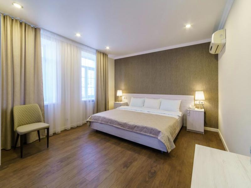 Rossi Hotel
