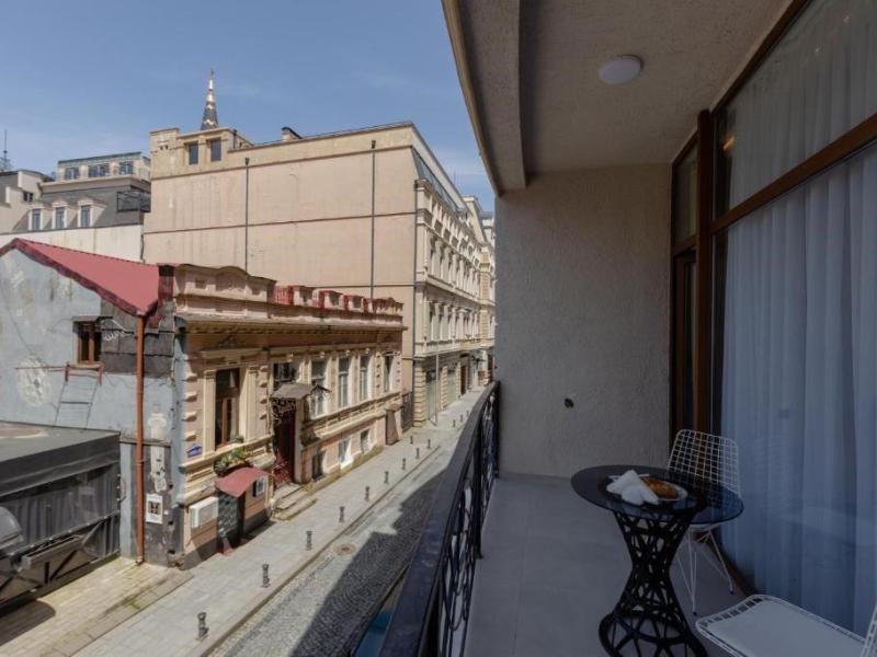Hotel Monarch
