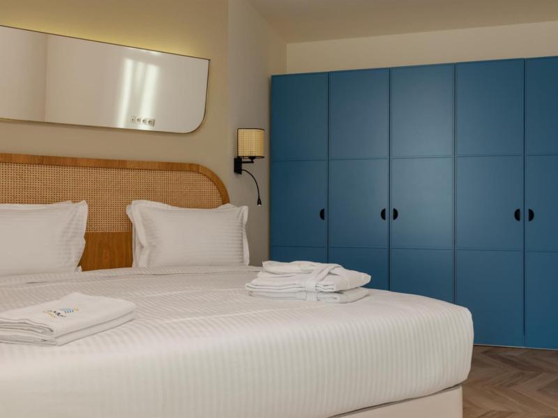 MiraMar Luxury Residences