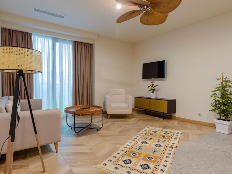 MiraMar Luxury Residences