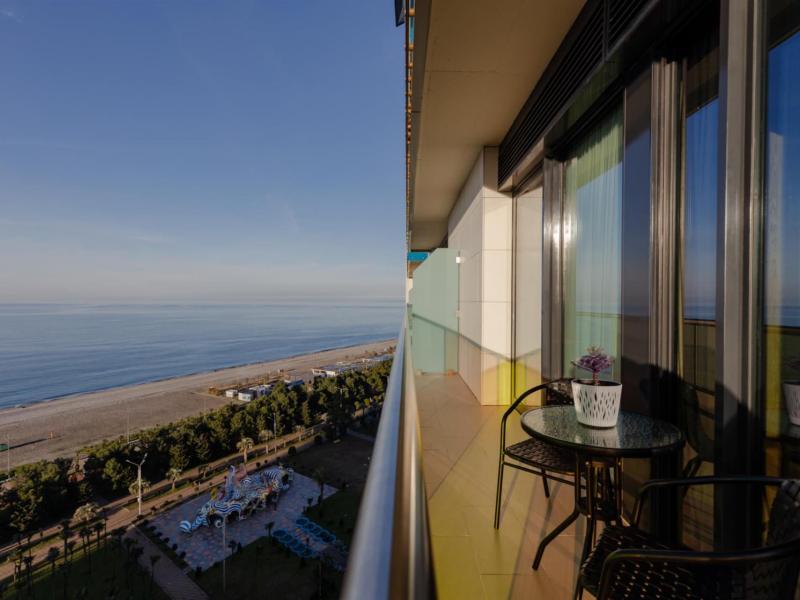 MiraMar Luxury Residences