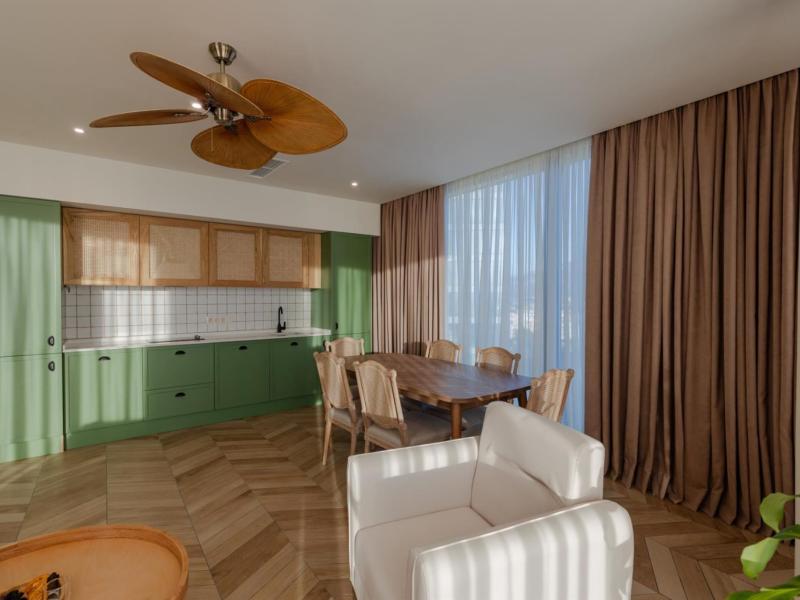 MiraMar Luxury Residences