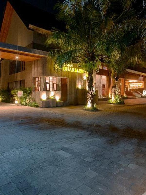 Taman Dharmawangsa Suites