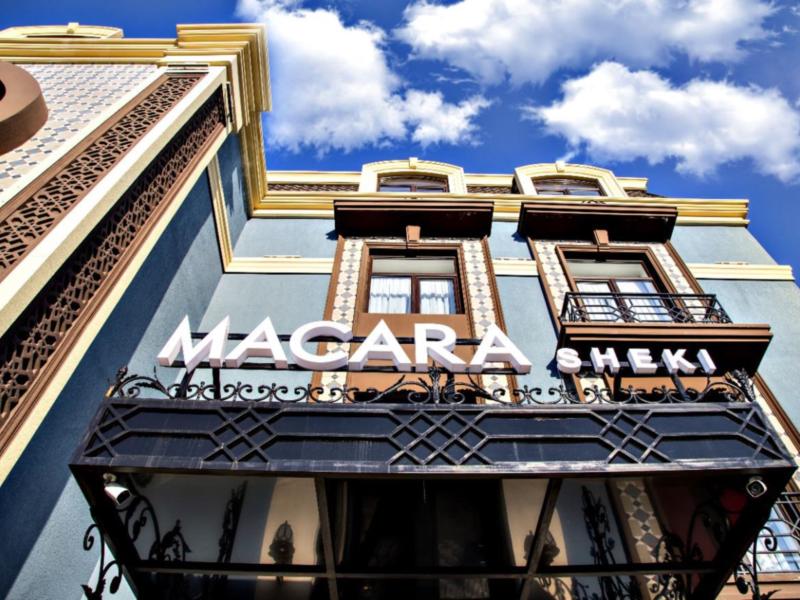 Macara Sheki City Hotel
