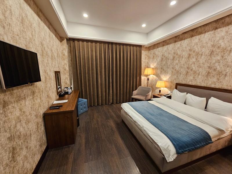 Macara Sheki City Hotel