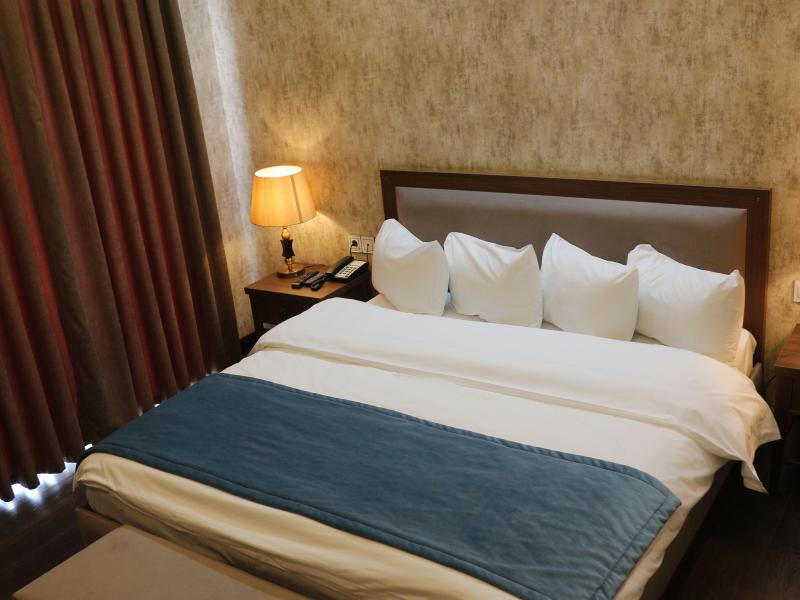 Macara Sheki City Hotel