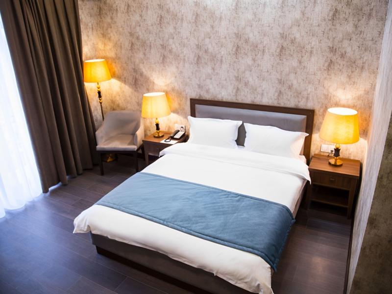 Macara Sheki City Hotel