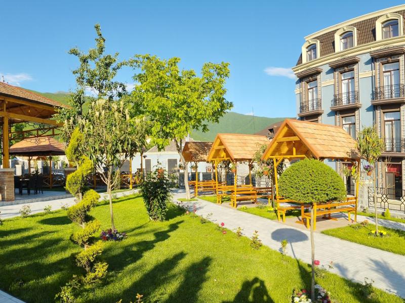 Macara Sheki City Hotel