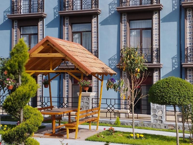 Macara Sheki City Hotel