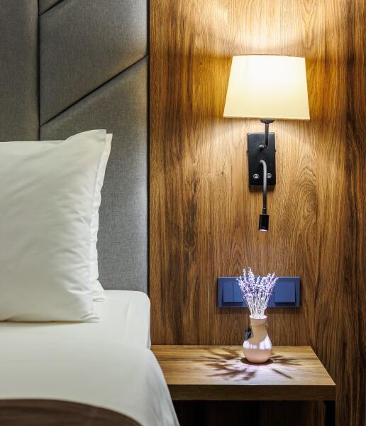 Hotel 115