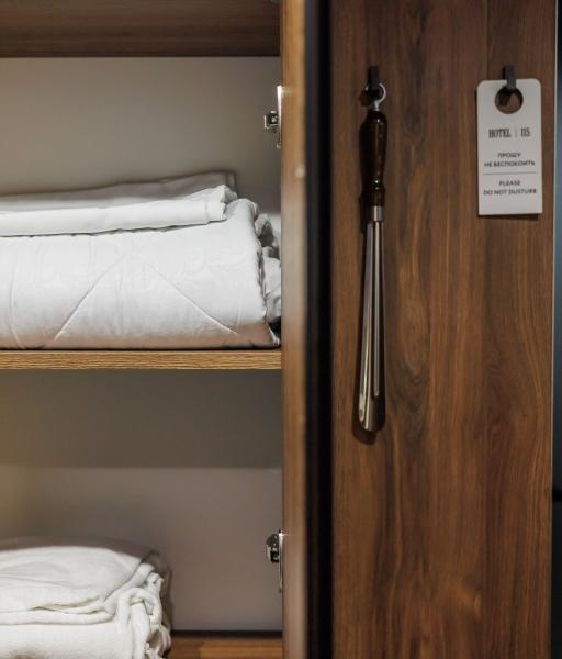 Hotel 115
