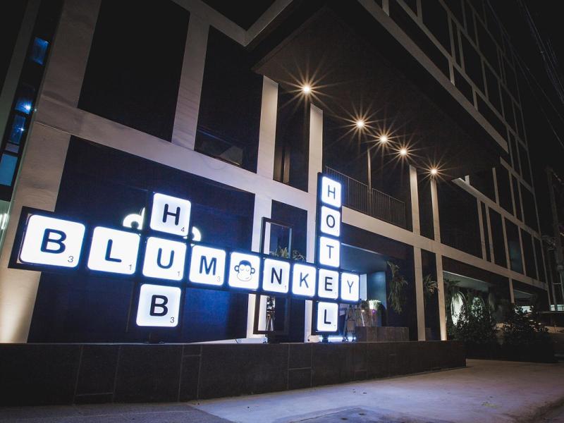 Blu Monkey Hub & Hotel