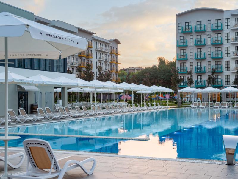 Город Mira Resort & Spa Miracleon