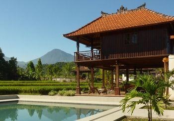 Atres Villa
