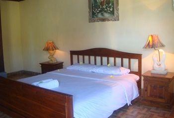 Atres Villa