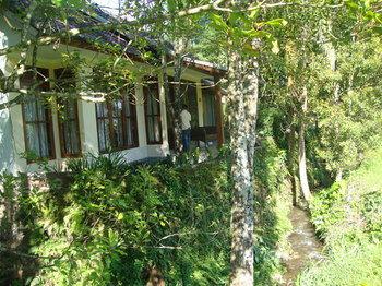 Atres Villa