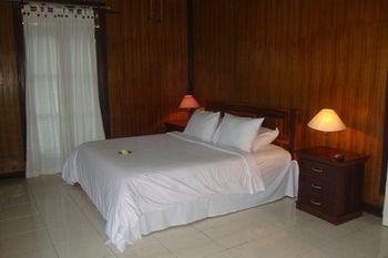 Atres Villa