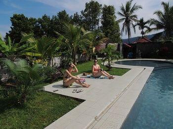 Atres Villa