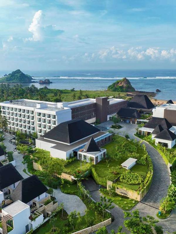 Pullman Lombok Mandalika Beach Resort