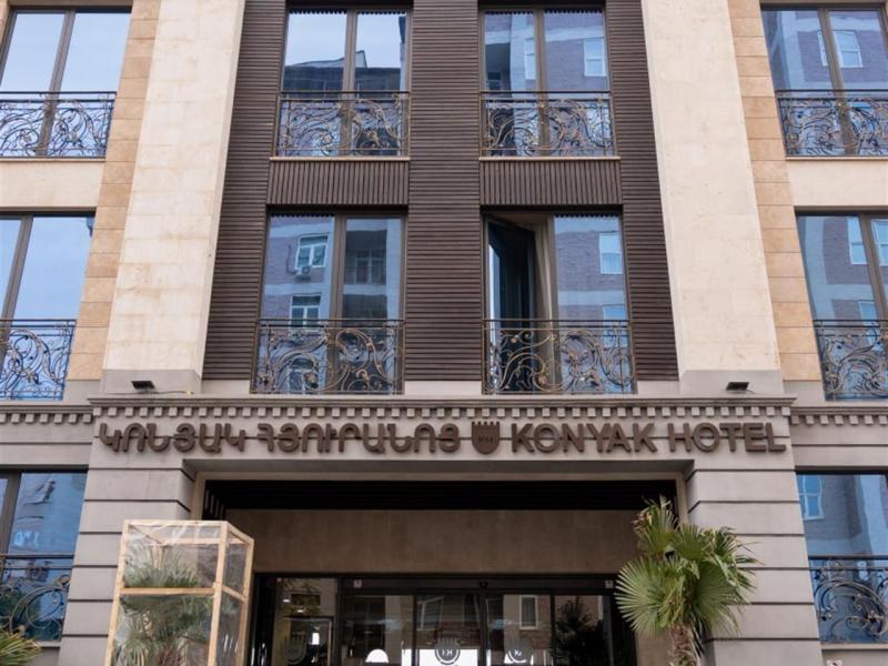Konyak Hotel