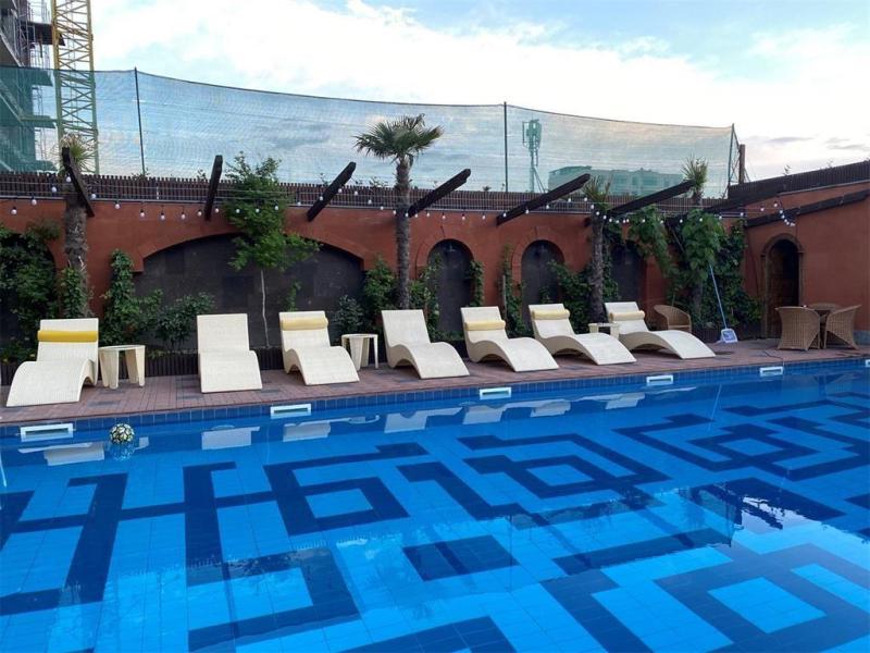 Konyak Hotel
