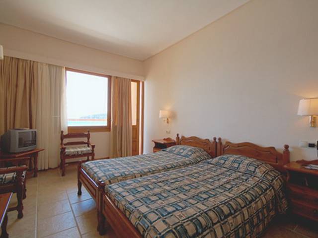 Esperides Beach
