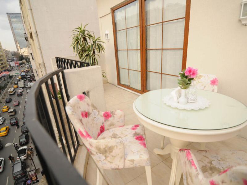 East Suite Hotel
