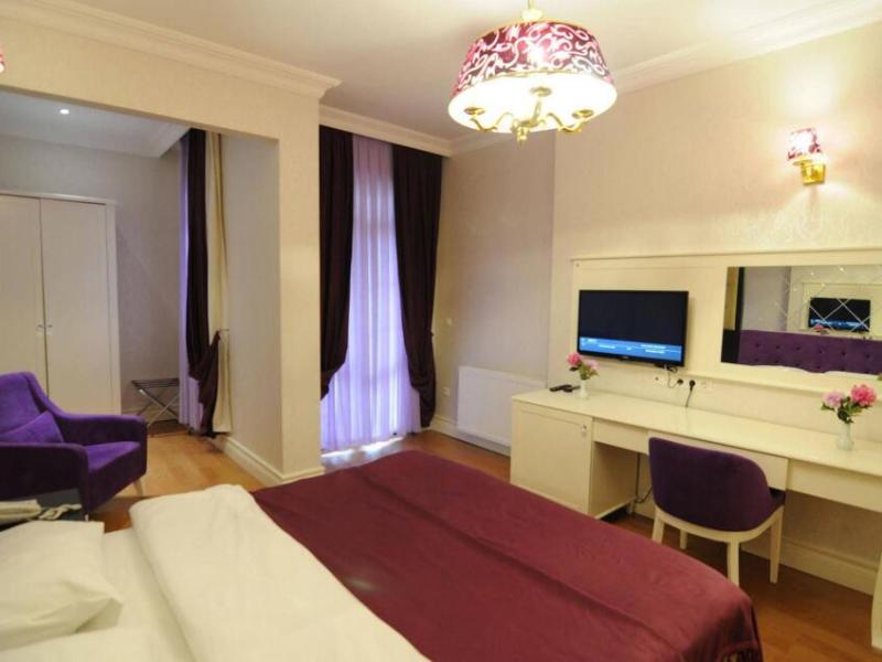 East Suite Hotel