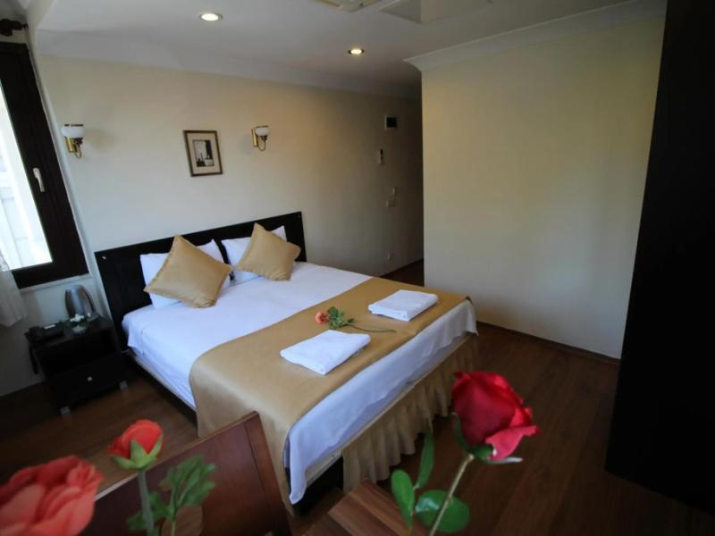 Sultans Hotel
