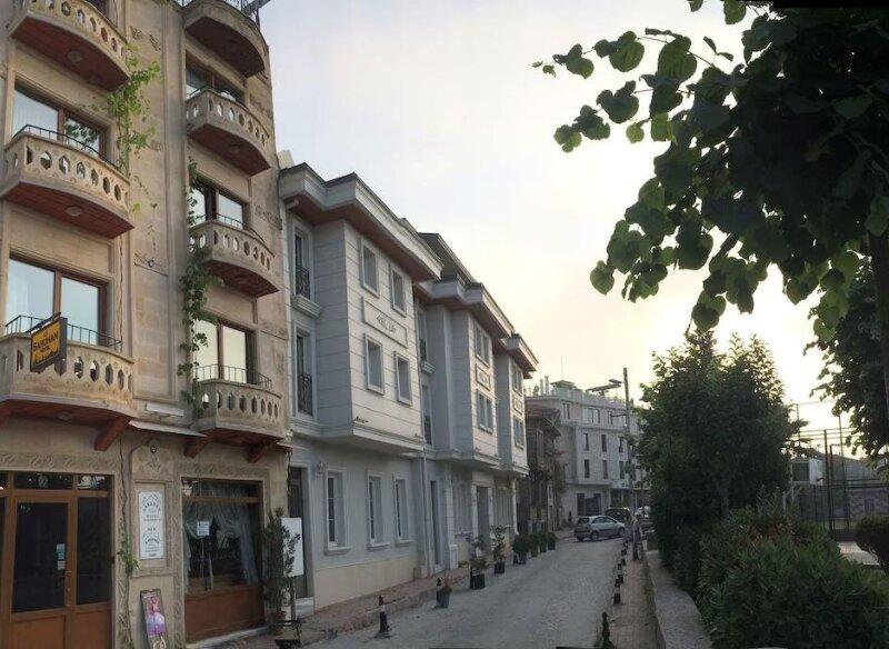 Saruhan Hotel