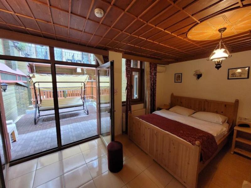 Saruhan Hotel