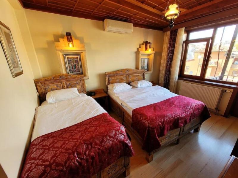 Saruhan Hotel