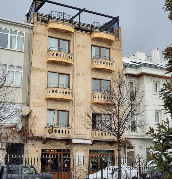 Saruhan Hotel