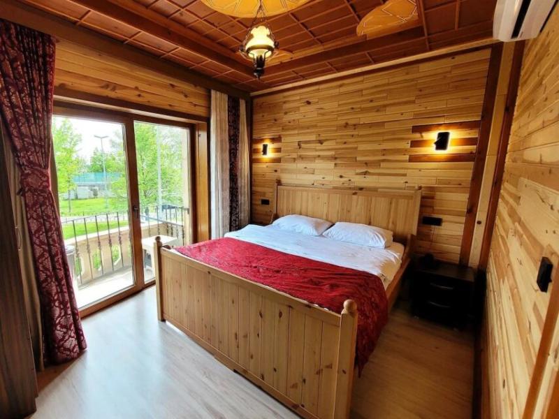 Saruhan Hotel