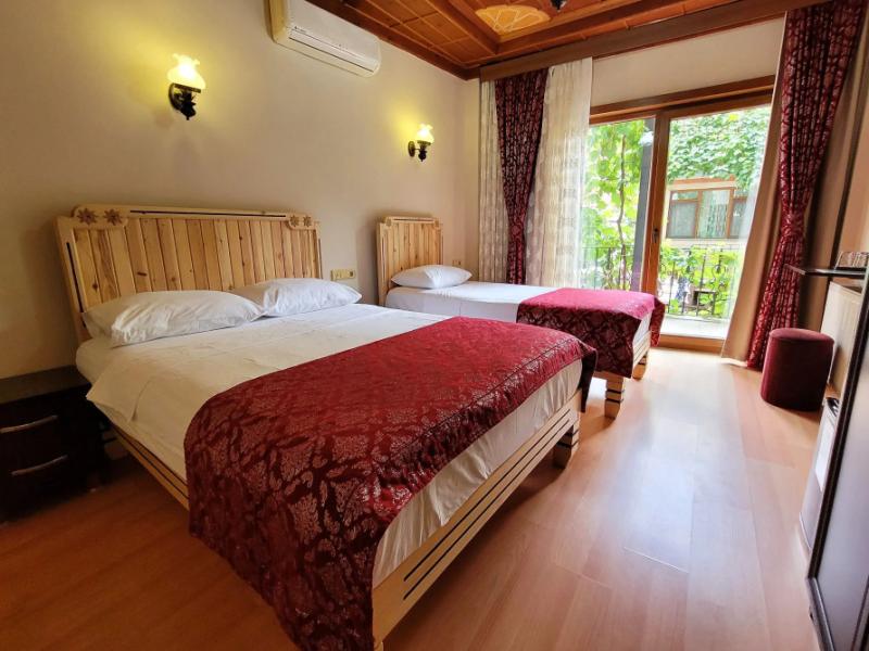 Saruhan Hotel