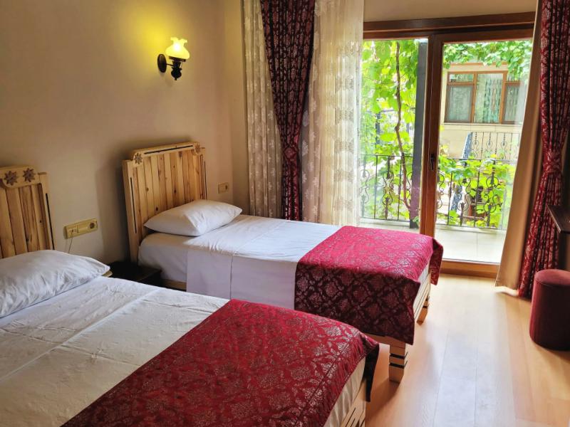 Saruhan Hotel