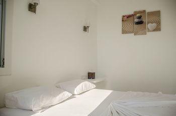 Hideaway Hotel