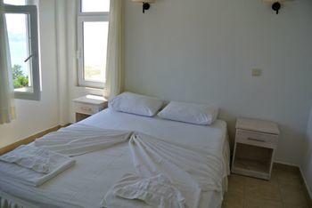 Hideaway Hotel