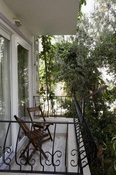 Hideaway Hotel
