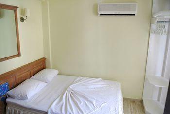Hideaway Hotel