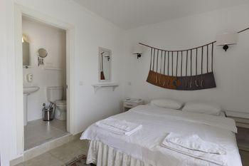 Hideaway Hotel