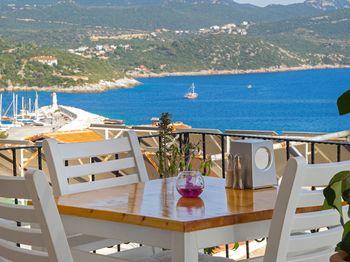 Hideaway Hotel
