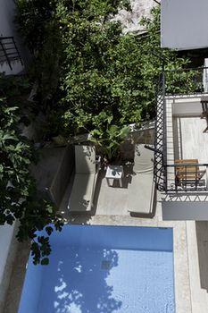 Hideaway Hotel