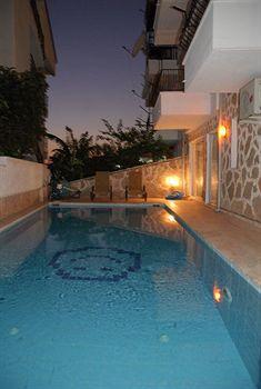 Hideaway Hotel