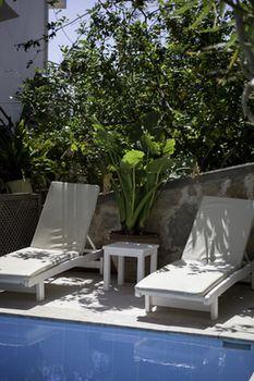 Hideaway Hotel