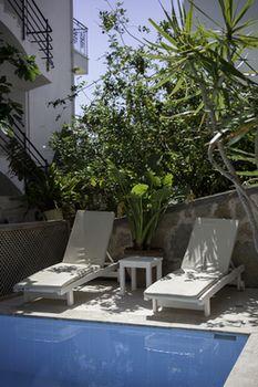 Hideaway Hotel