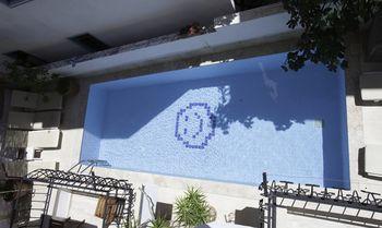 Hideaway Hotel