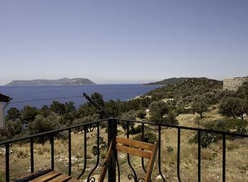 Hideaway Hotel