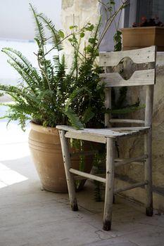 Hideaway Hotel