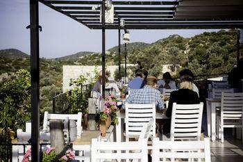 Hideaway Hotel